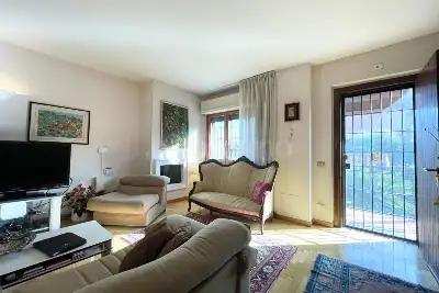 Villa Bifamiliare in vendita, Via Mario Lanza, Roma