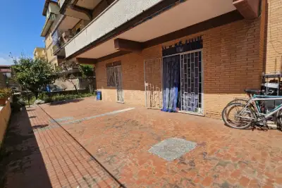 Casa in vendita, Largo Gran Bretagna, Pomezia