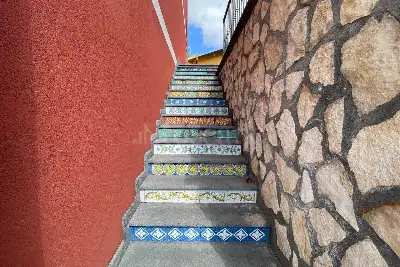 Villino a Schiera in vendita, Via Currolo, Catania