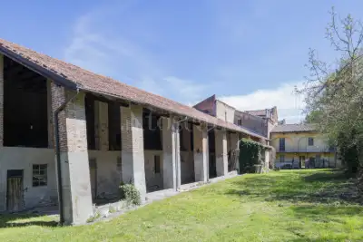 Casale in vendita, Strada Pontestura, Casale Monferrato