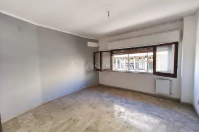 Ufficio in affitto, Via Francesco Crispi, Palermo
