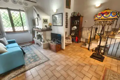 Villa in vendita, Via Francesco Balilla Pratella, Roma