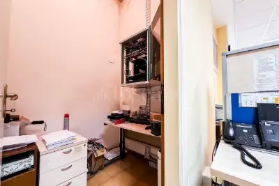 Negozio in vendita, Via Roma, Olbia