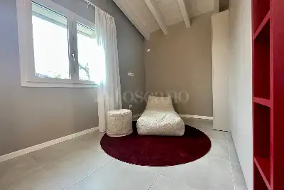 Villa in vendita, Via Montebello, Lonato del Garda