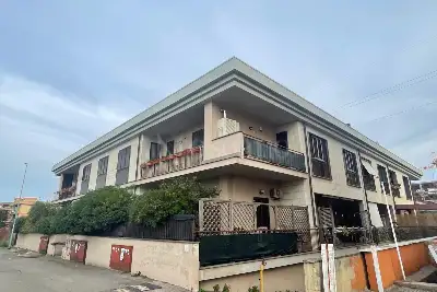 Casa in vendita, Via Belcastro, Roma