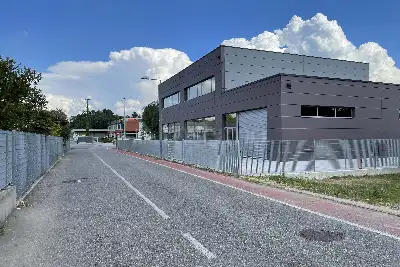 Capannone in affitto, via padre p. meroni 6, Albavilla