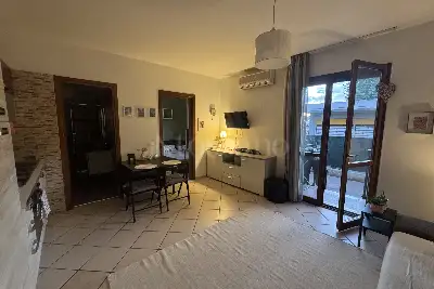 Casa in vendita, Via Novaledo , Roma