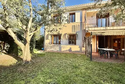 Villino a Schiera in vendita, Vicolo Brolo, Ponti sul Mincio