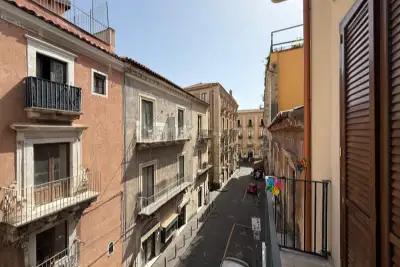 Casa in vendita, Via Alessandro Manzoni, Catania
