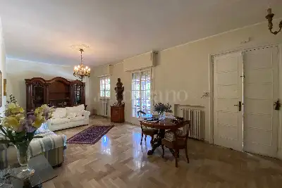 Villa in vendita, Via Napoli, Bari