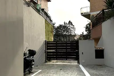 Box in vendita, Via delle Calasanziane, Roma