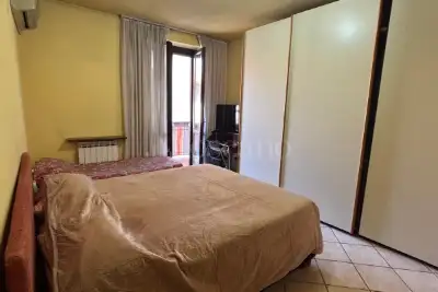 Casa in vendita, Via San Pietro, Buscate