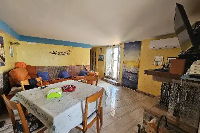 Superattico in vendita, Via Gran Bretagna, Pomezia