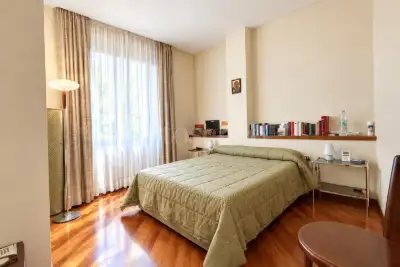 Casa in vendita, Via Raffaele Morghen, Napoli