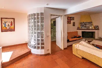 Villino a Schiera in vendita, Largo Olgiata, Roma