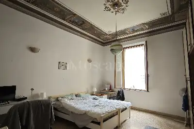 Casa in vendita, Via Camollia, Siena