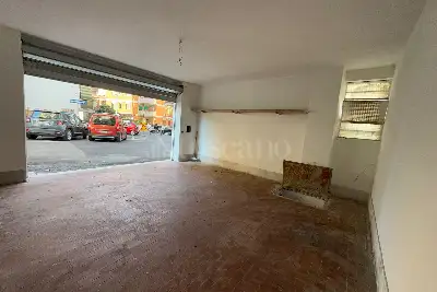 Box in vendita, Via Vittorio Spinazzola, Roma