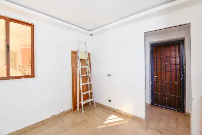 Casa in vendita, Via Varesina, Como