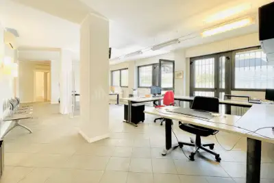 Ufficio in vendita, Via Cabrini, Brescia