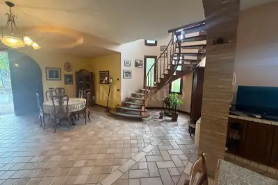 Casa Indipendente in vendita, Via Panaria Bassa, Bomporto