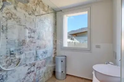 Villa in vendita, Via Dei Motti, Marchirolo