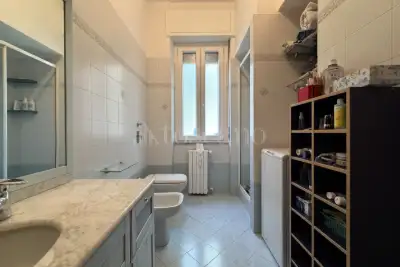 Casa in vendita, Via dei Tulipani, Milano