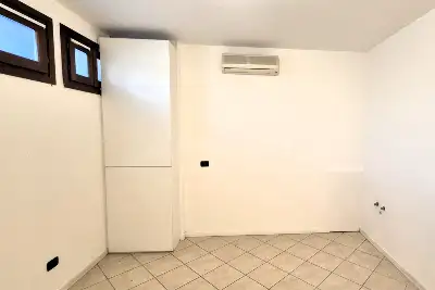 Ufficio in vendita, Via Sant'Adeodato, Cantù