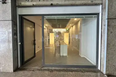 Negozio in vendita, Via Tuscolana, Roma