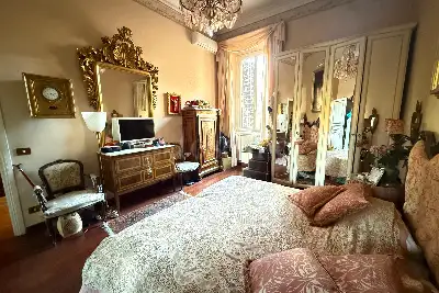 Casa in vendita, Via della Mercede, Roma