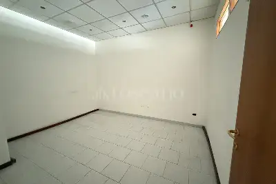 Negozio in affitto, via Firenze , Ciampino