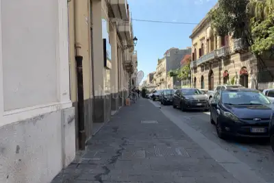 Negozio in affitto, Corso Umberto, Acireale