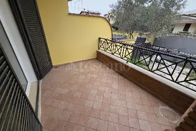 Villa Plurifamiliare in vendita, Via Volta Mantovana, Roma