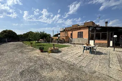 Villa in vendita, Via Cave, Nettuno