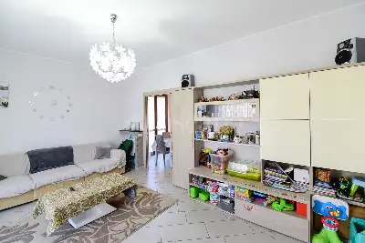 Casa in vendita, Via San Maurizio, Erba