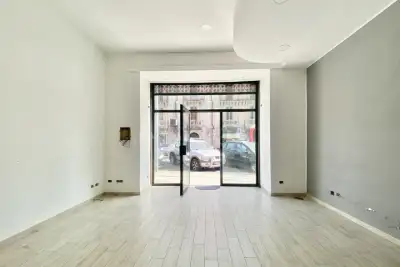 Negozio in affitto, Via Santa Cecilia, Messina