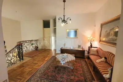 Villa Plurifamiliare in vendita, Via Monte Grappa, Nave