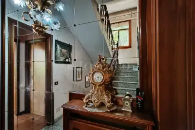 Villa Plurifamiliare in vendita, Via delle Vigne di Morena, Roma