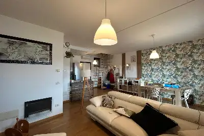 Casa in vendita, Via Salorno, Roma