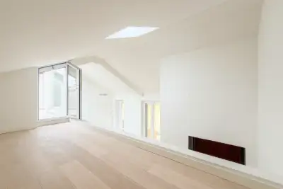 Casa in vendita, Via Giulio Uberti, Milano