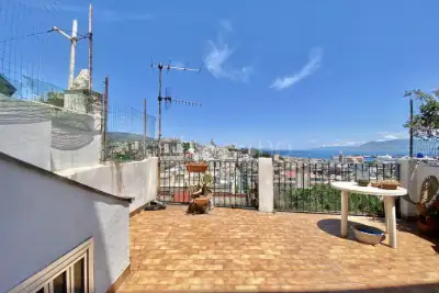 Casa Indipendente in vendita, Salita Montepiselli 10, Messina