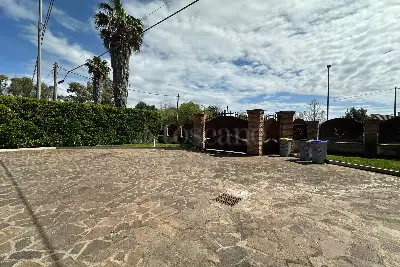 Casa Indipendente in vendita, Strada Piscina Scura, Latina
