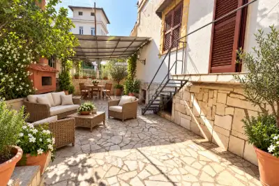 Casa Indipendente in vendita, Via Columella, Roma