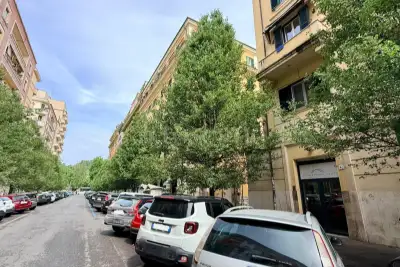 Attività Commerciale in vendita, Via Carlo Mirabello, Roma
