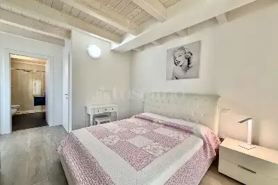 Casa in vendita, Via Goldoni, Peschiera del Garda