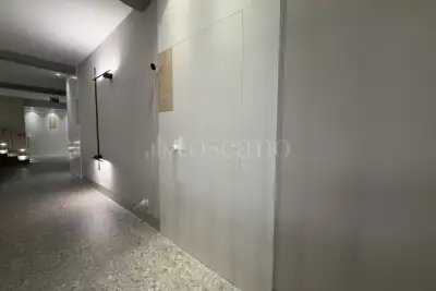 Negozio in vendita, Via Friuli, Milano