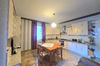 Villa in vendita, Via F. Petrarca, Sarezzo