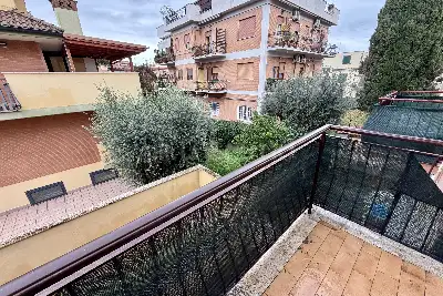 Casa in vendita, Via Valerio Corvino, Roma