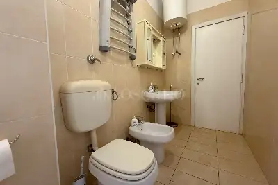 Casa in vendita, Via Raffaele de Cosa, Roma