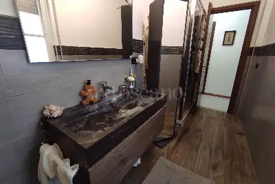 Casa in vendita, Via Carabelli/Rep Marinare, Roma