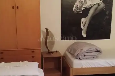 Casa in vendita, Via della Rocca, Torino